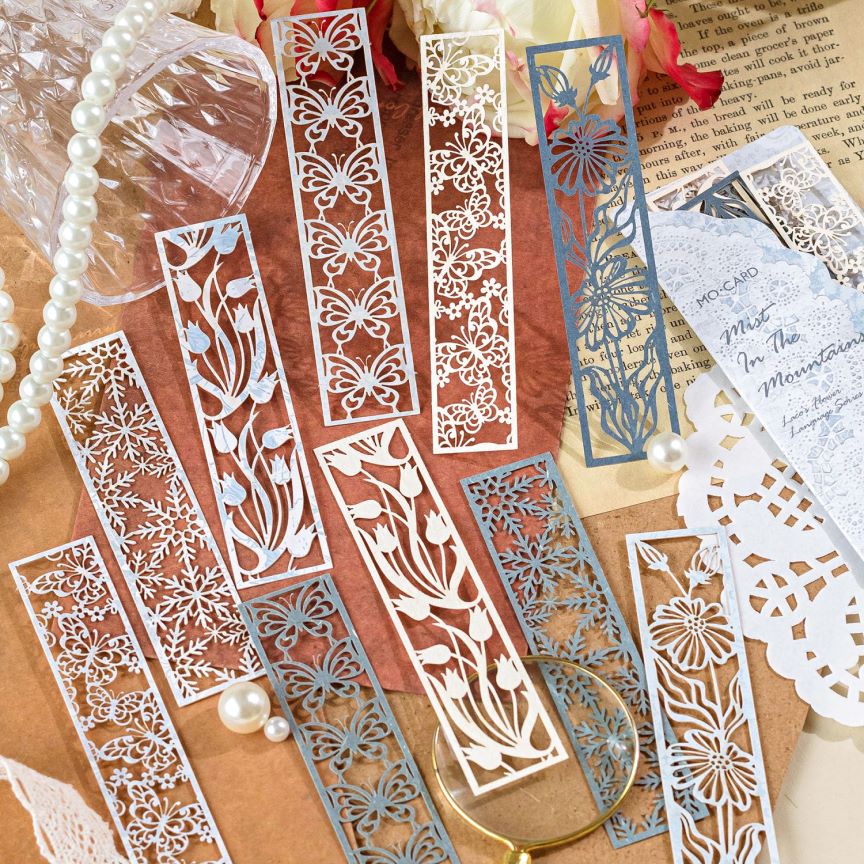 Retro Hollow Long Lace Paper